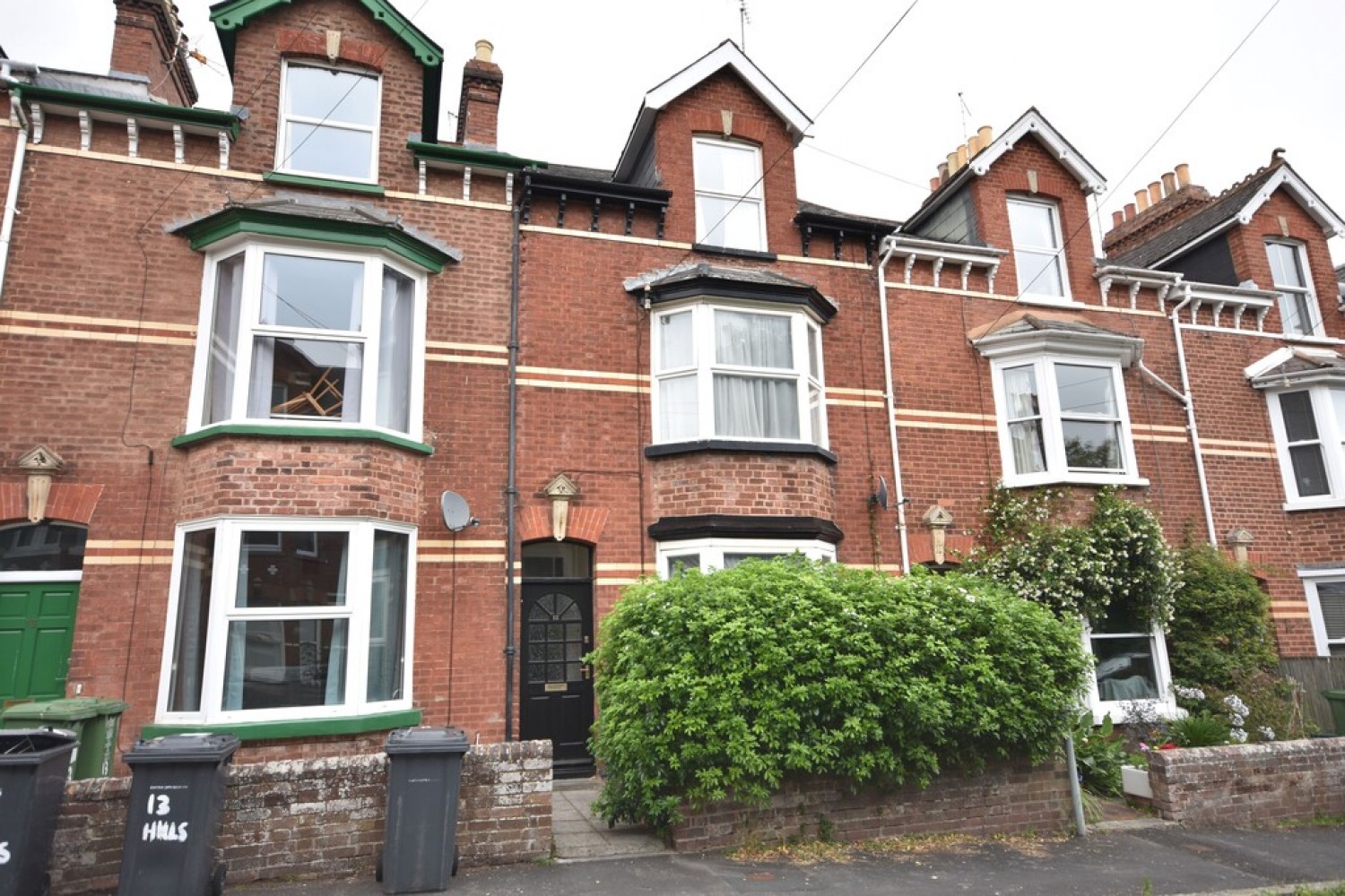 6 bedroom House for Letting Hillsborough Avenue