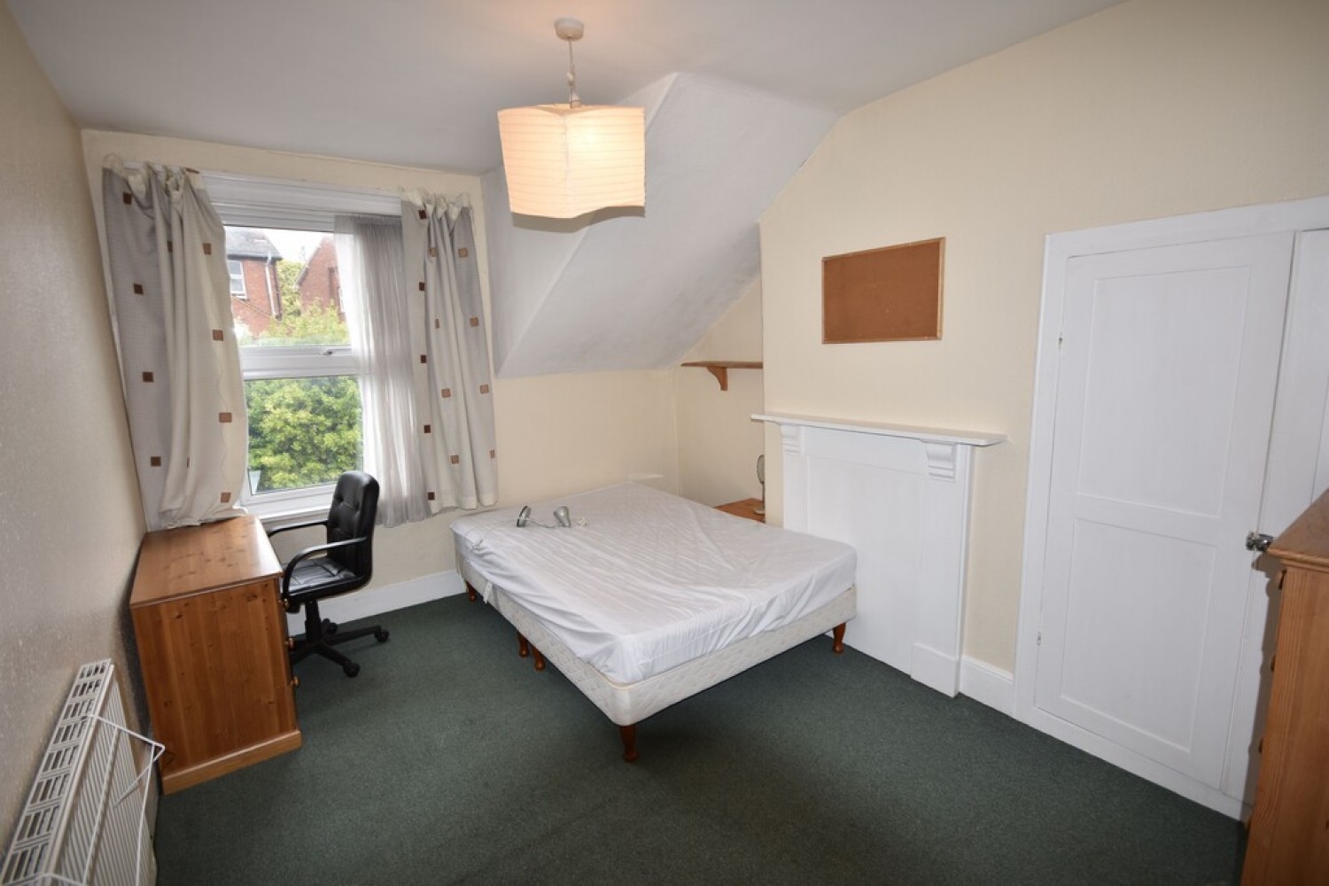 6 bedroom House for Letting Hillsborough Avenue