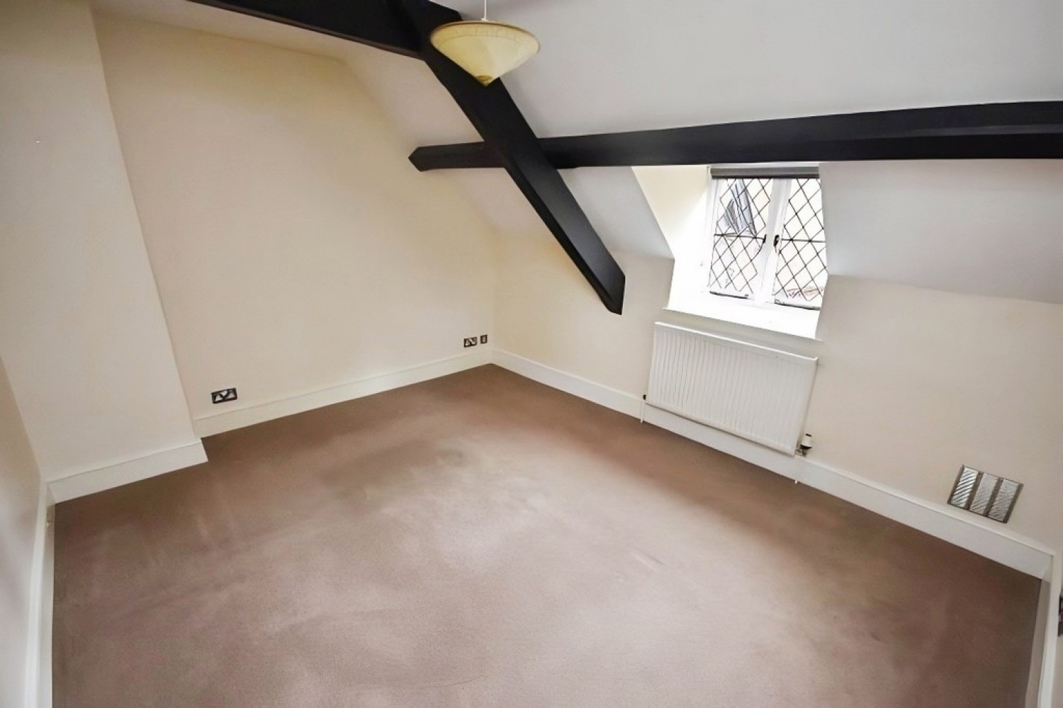 2 bedroom House for Letting Wynards