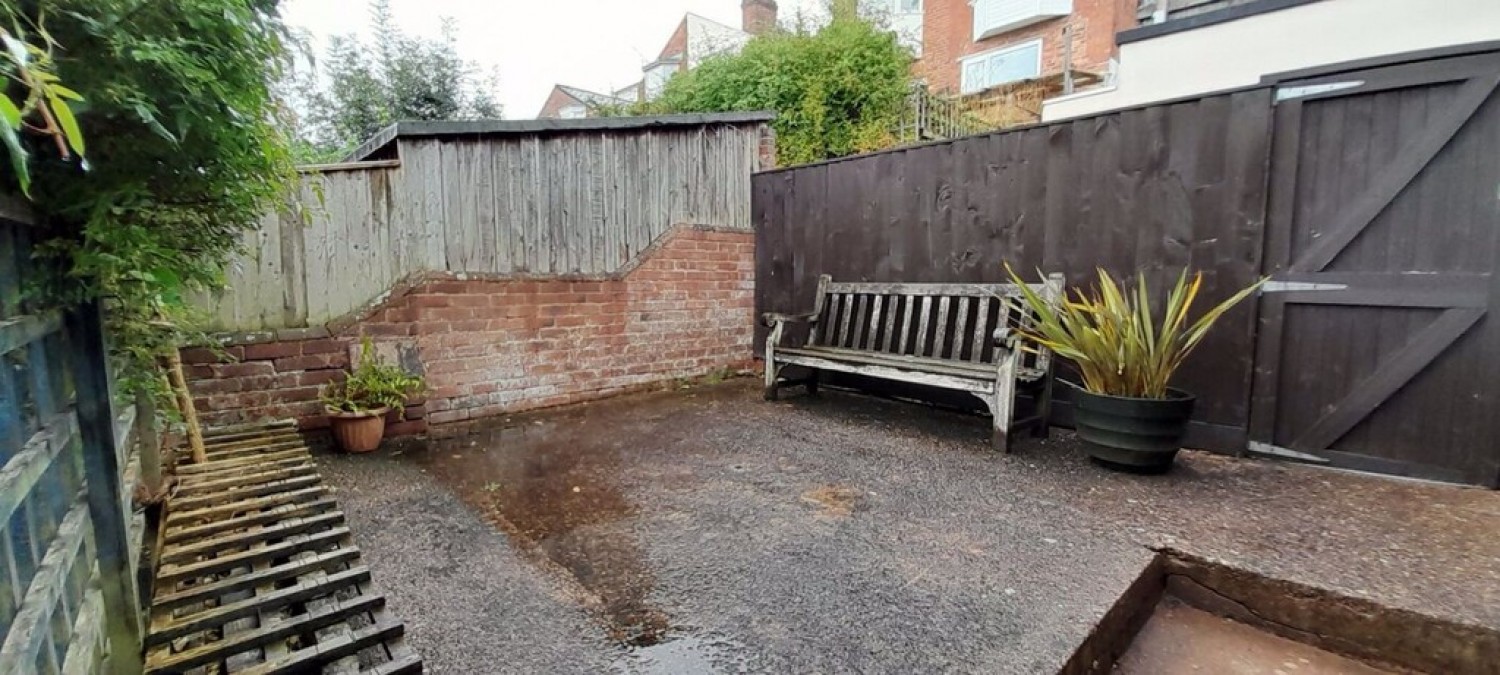 5 bedroom House for Letting Athelstan Road