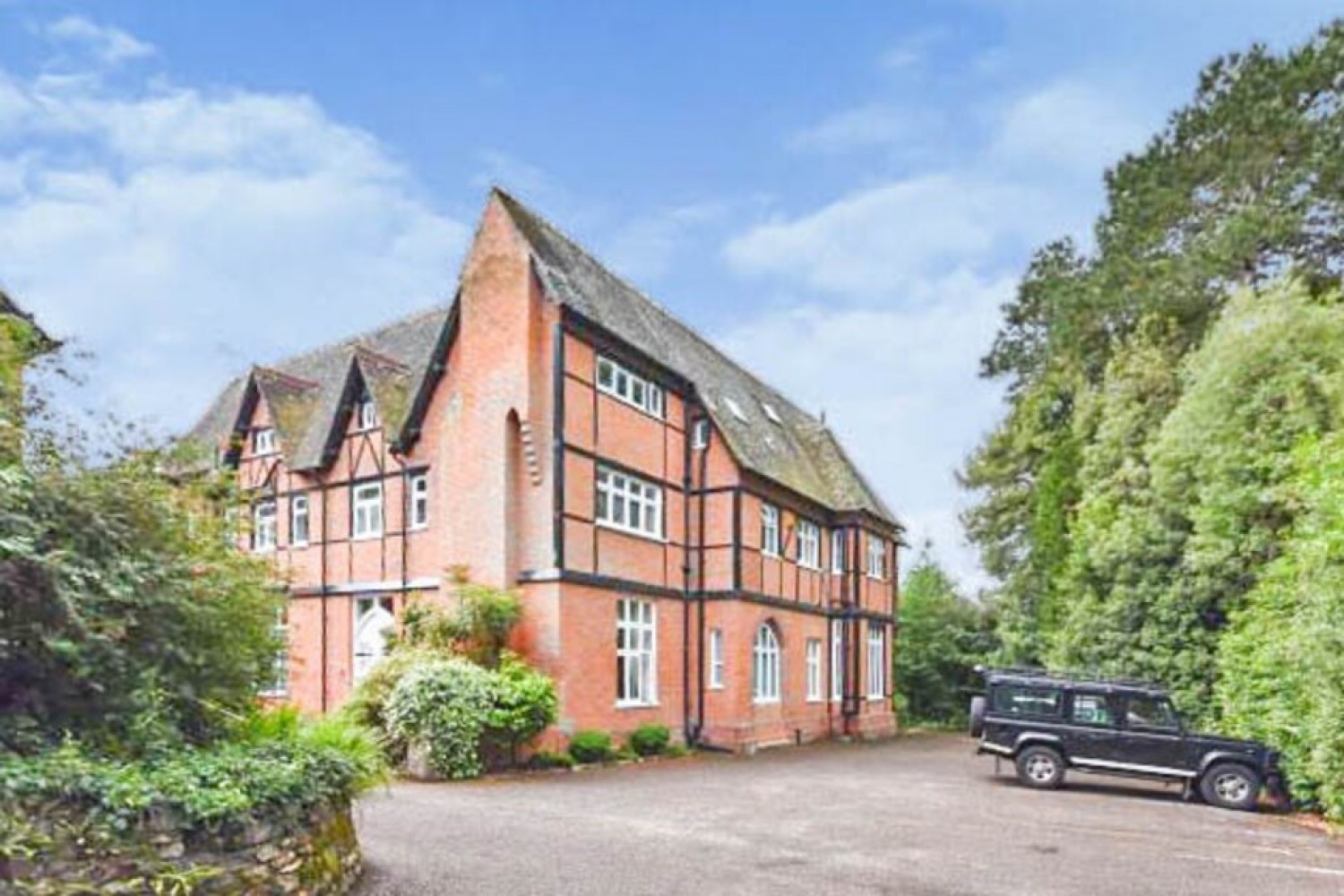 2 bedroom Flat for Letting Lower Argyll Road