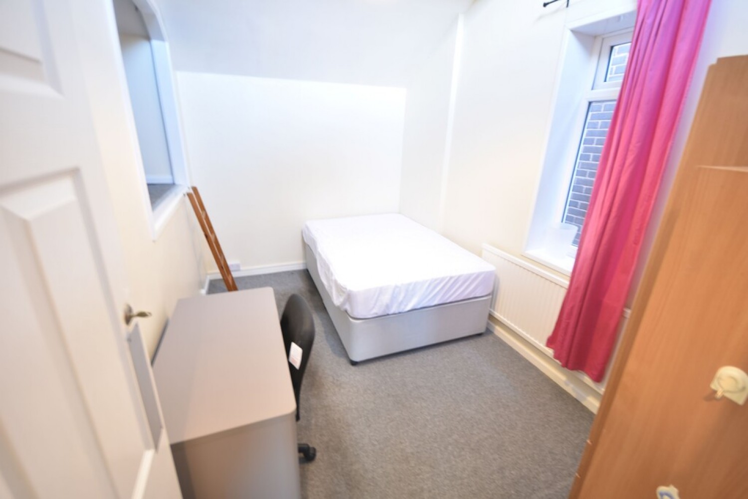 5 bedroom House for Letting Eldertree Gardens