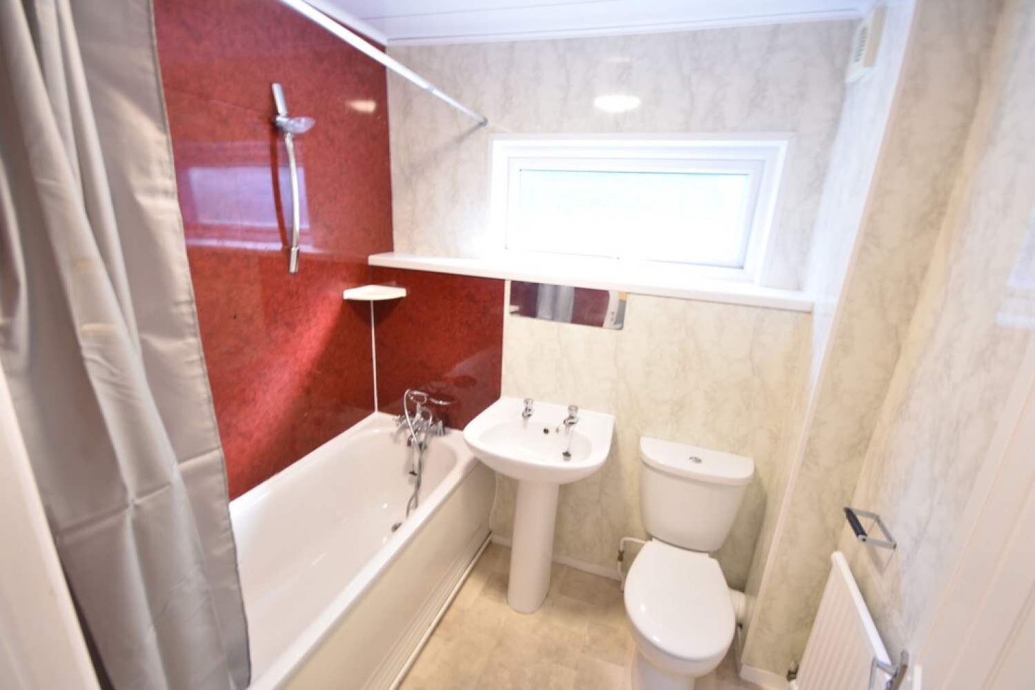 5 bedroom House for Letting Eldertree Gardens