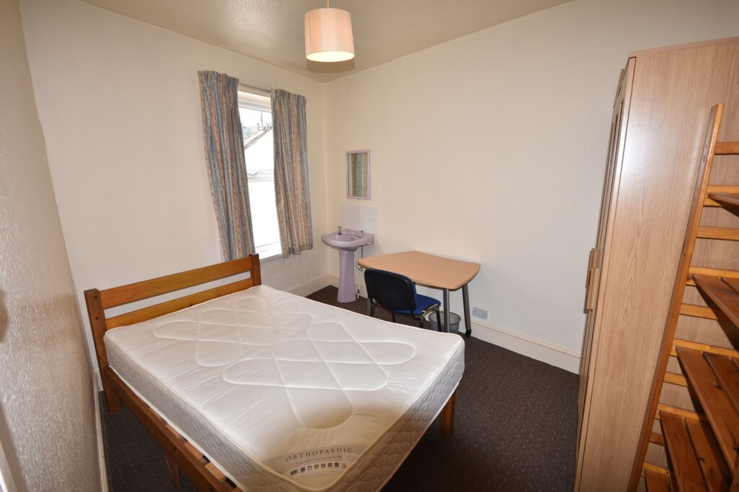 5 bedroom House for Letting Culverland Road