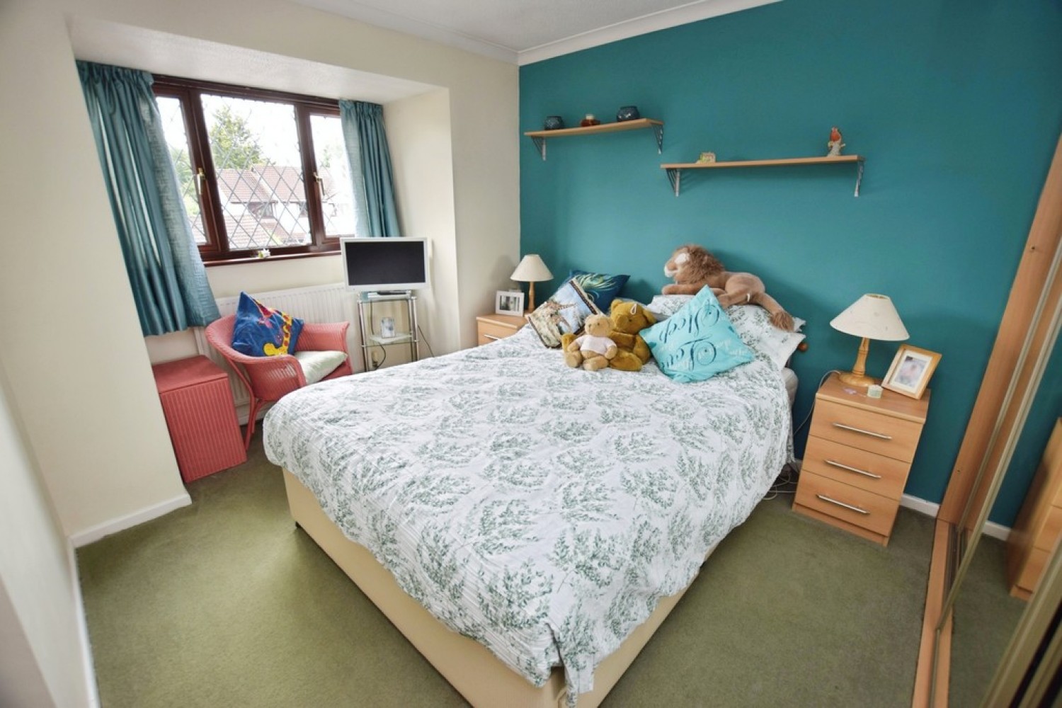 4 bedroom House for Sale Pinn Valley Road