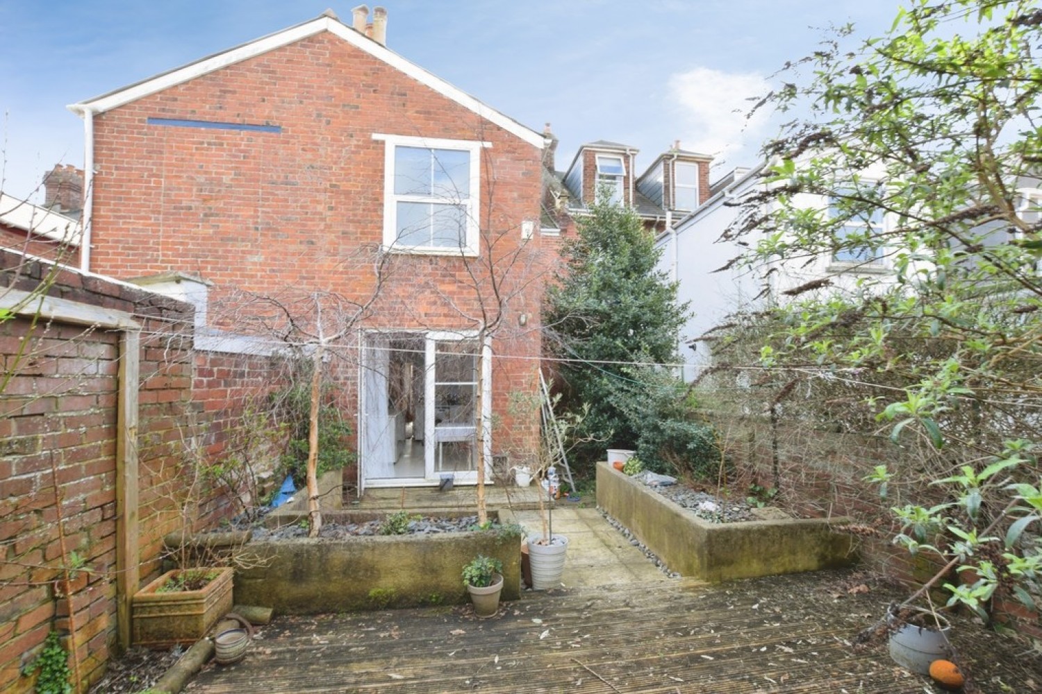 4 bedroom House for Sale South Lawn Terrace