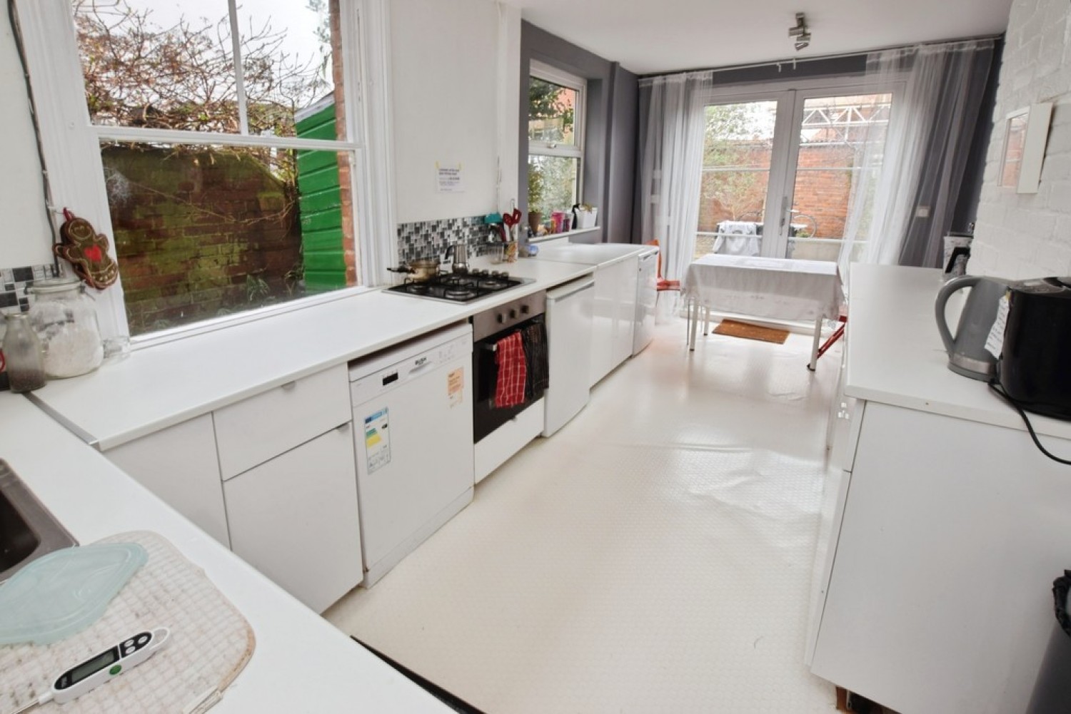 4 bedroom House for Sale South Lawn Terrace