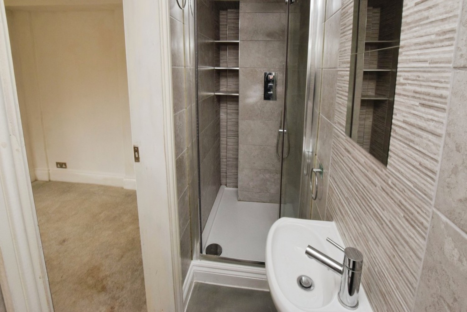 4 bedroom House for Sale Thackeray Road