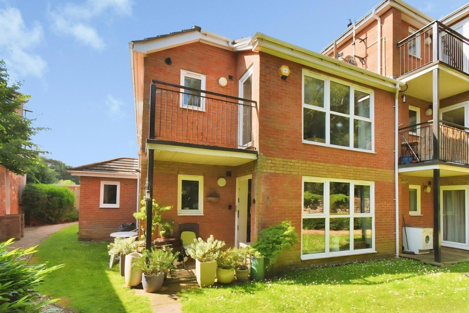 2 bedroom Flat for Sale Prospect Place