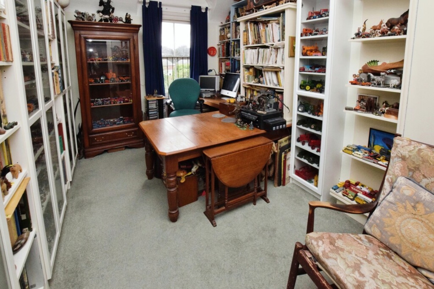 6 bedroom House for Sale Princes Square