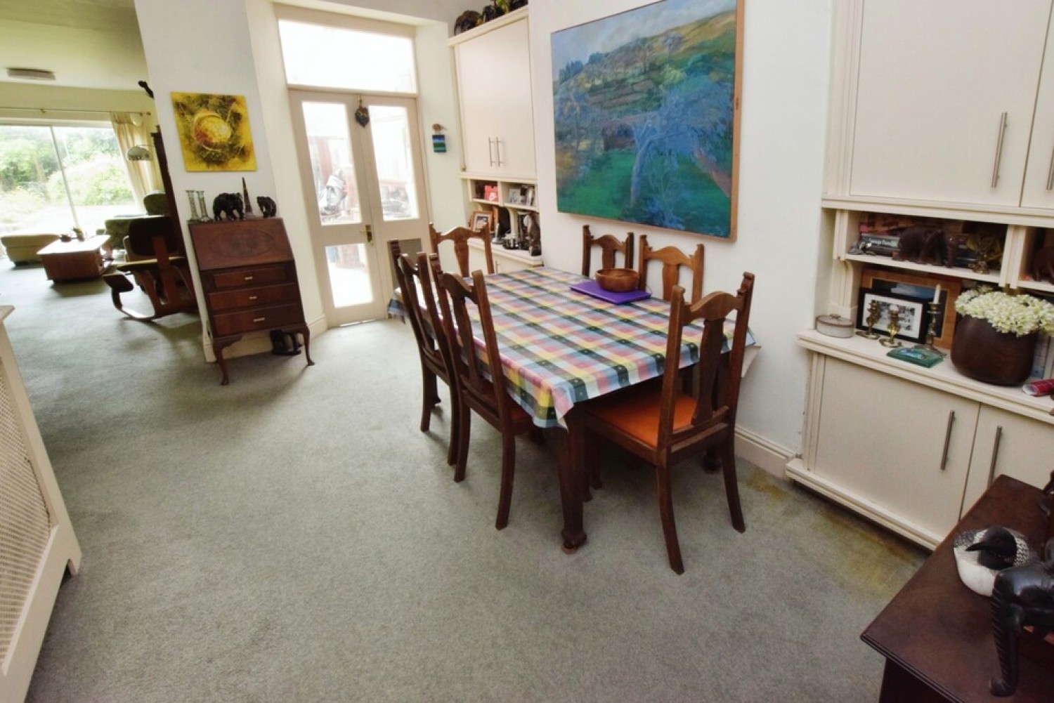 6 bedroom House for Sale Princes Square