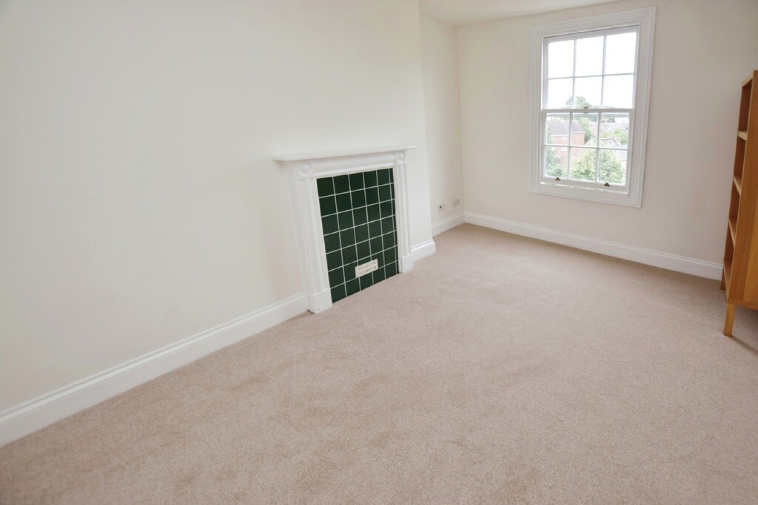 2 bedroom Flat for Sale Magdalen Street