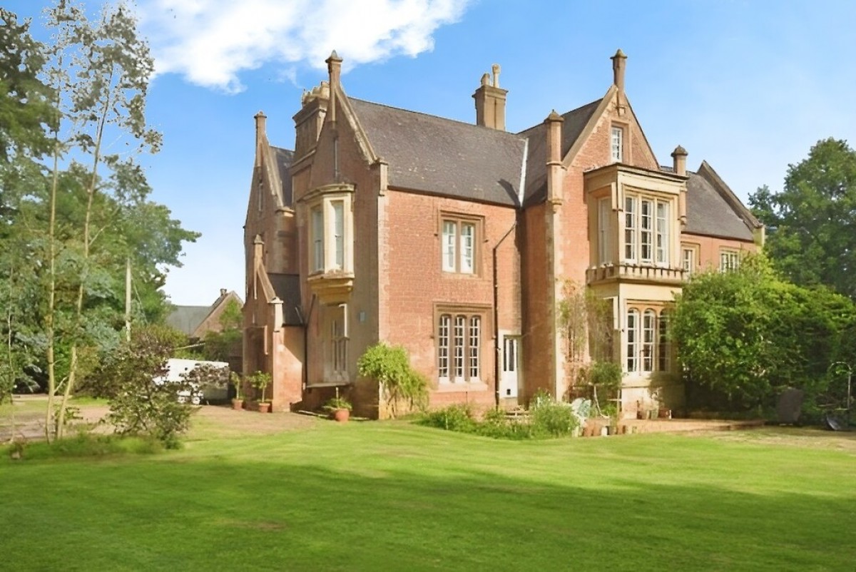 Broadclyst, Exeter, Devon