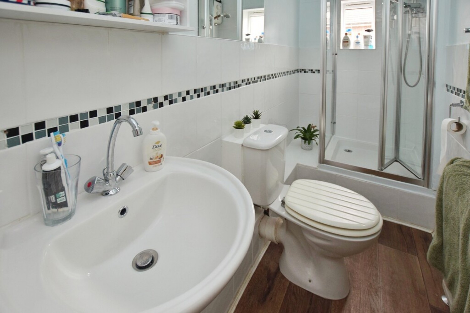 1 bedroom Flat for Sale Longbrook Terrace