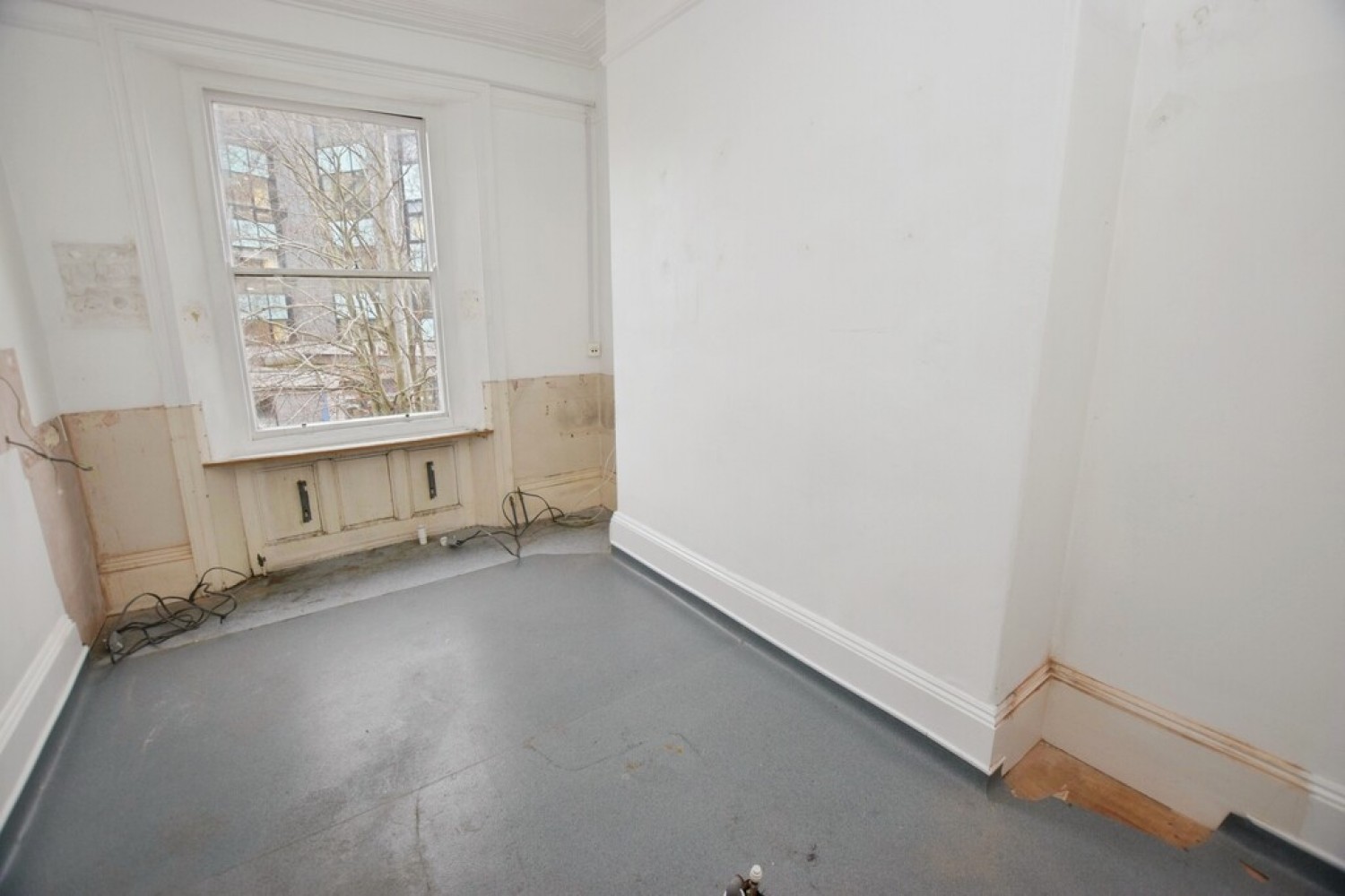 7 bedroom House for Sale 10 New North Road