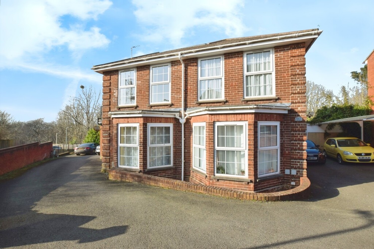 1 bedroom Flat for Sale Castle Mount