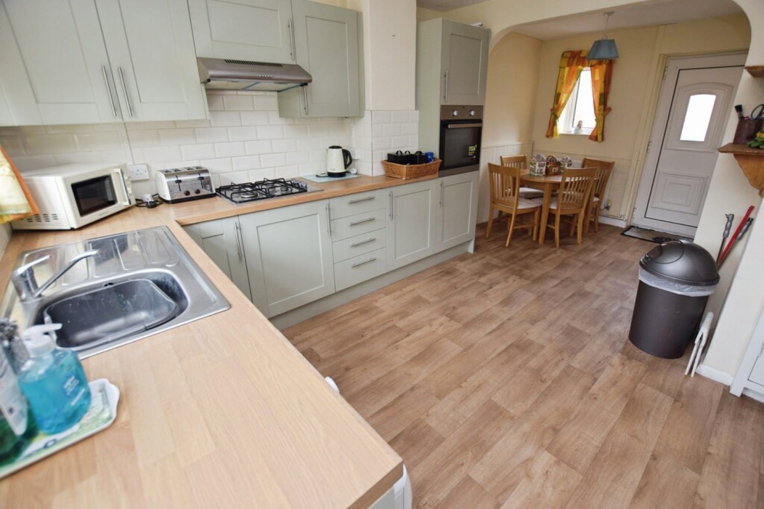 3 bedroom House for Sale Hillyfield Road