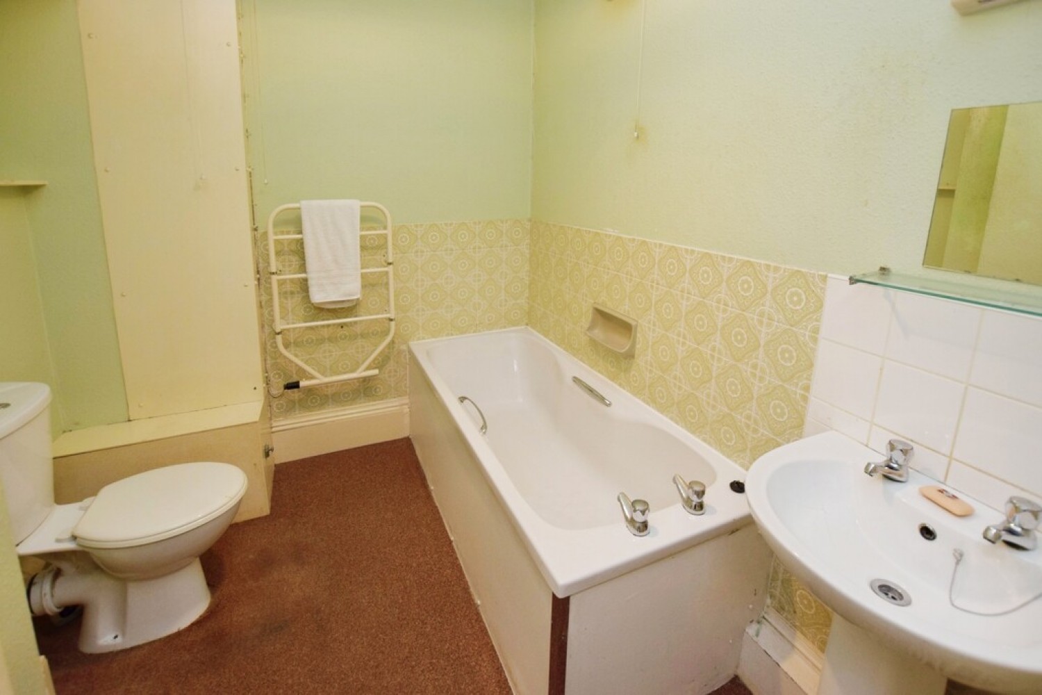 2 bedroom Flat for Sale Pennsylvania Park