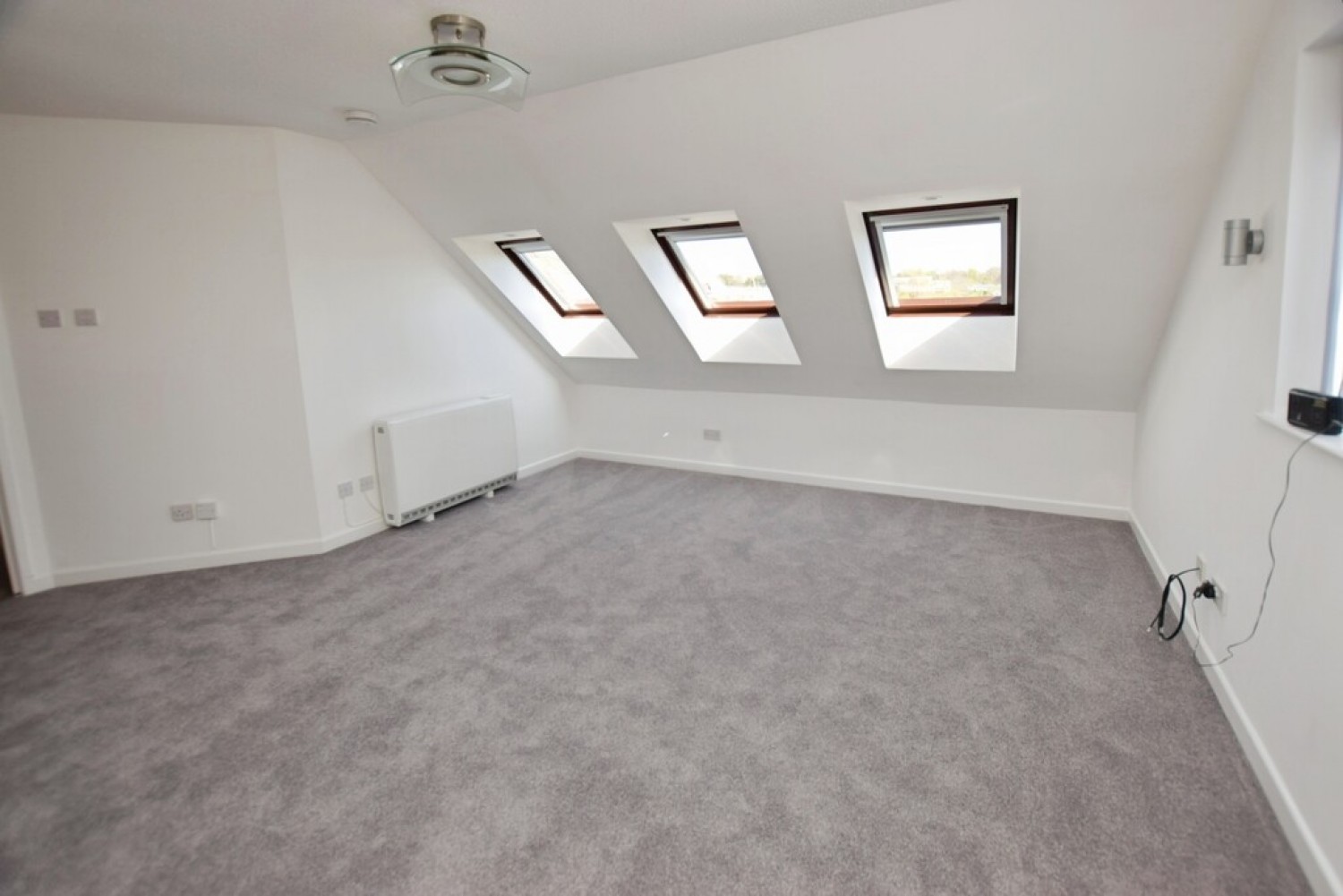 3 bedroom Flat for Sale Gabriels Wharf, Water Lane