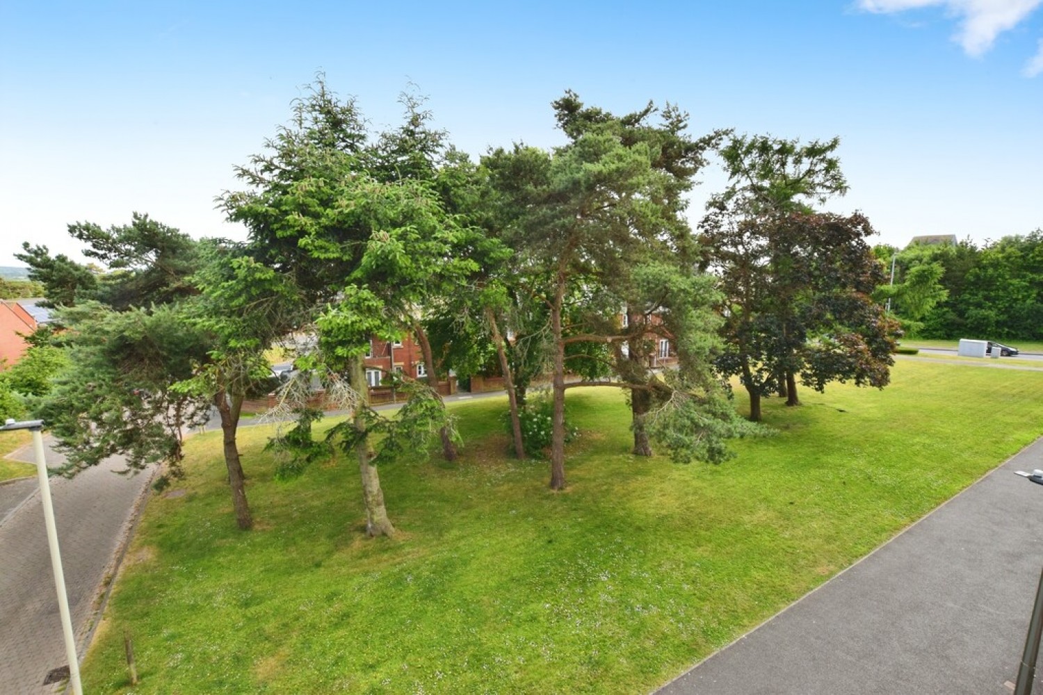 2 bedroom Flat for Sale Russell Walk