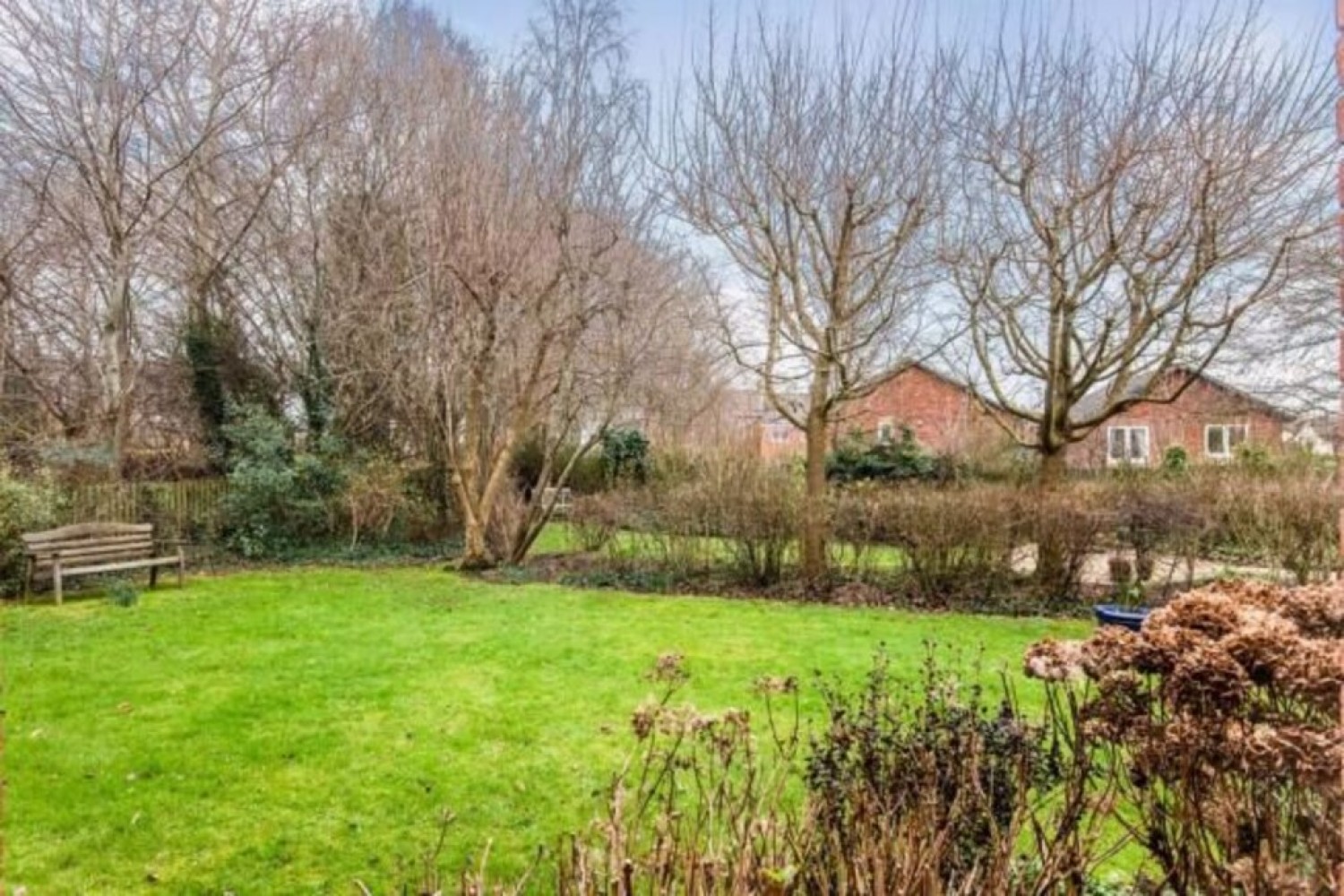 1 bedroom Flat for Sale Pegasus Court, North Street