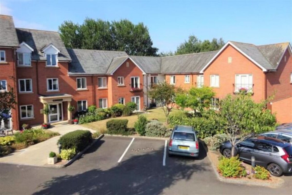 Pegasus Court, North Street