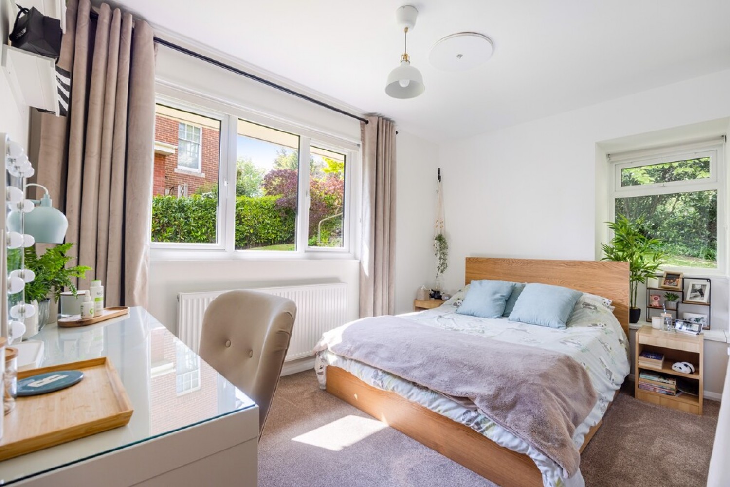 5 bedroom Bungalow for Sale Beech Avenue