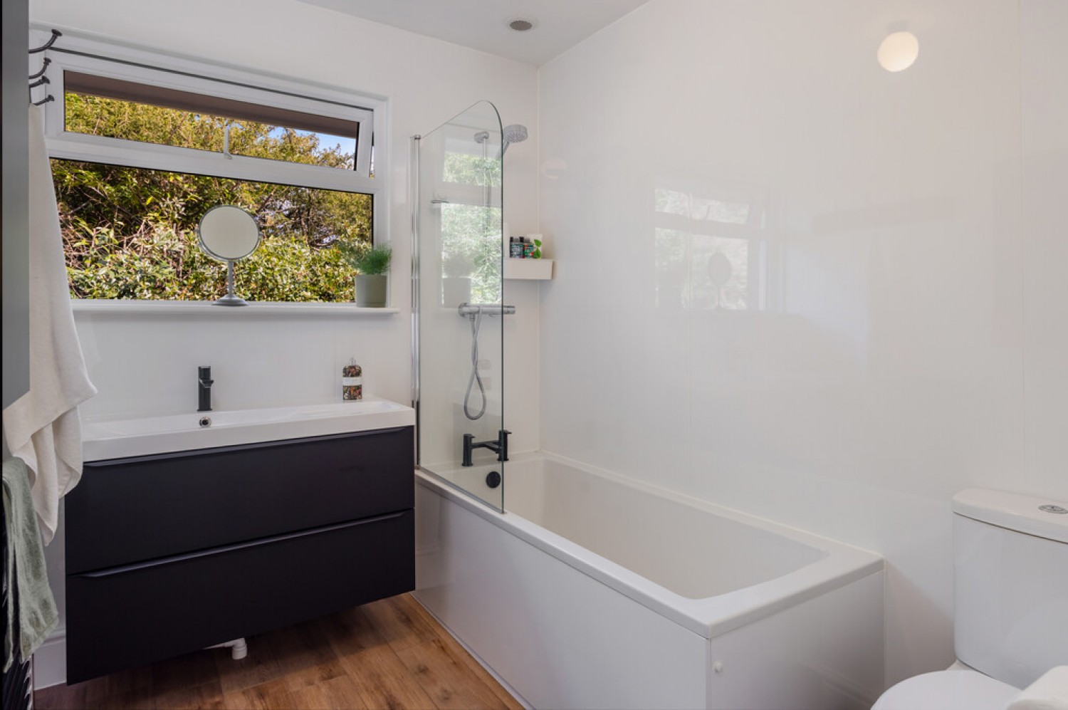 5 bedroom Bungalow for Sale Beech Avenue