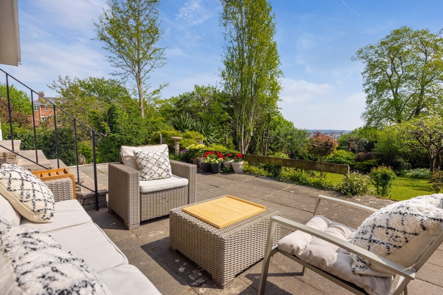 5 bedroom Bungalow for Sale Beech Avenue