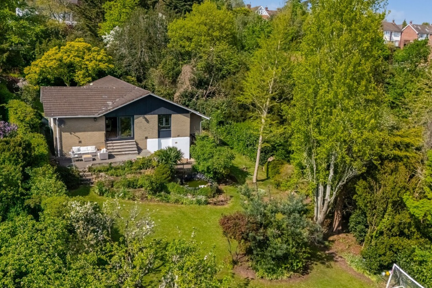 5 bedroom Bungalow for Sale Beech Avenue