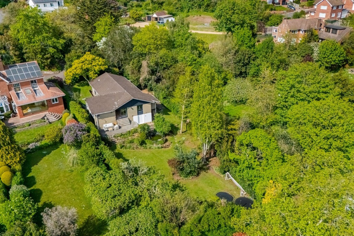 5 bedroom Bungalow for Sale Beech Avenue