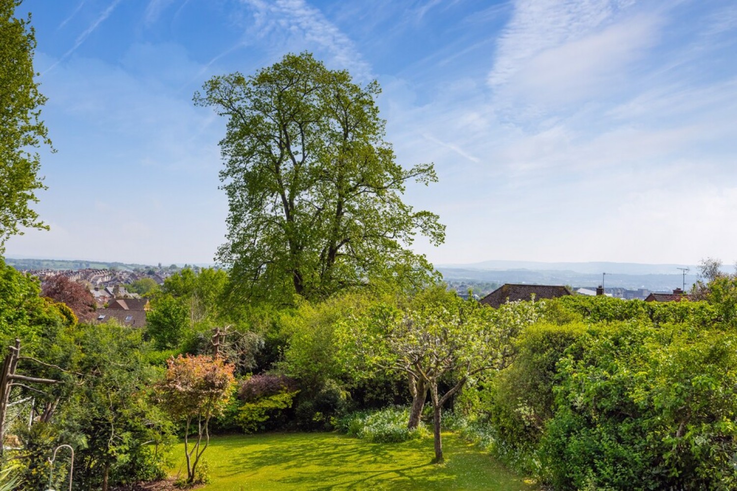 5 bedroom Bungalow for Sale Beech Avenue