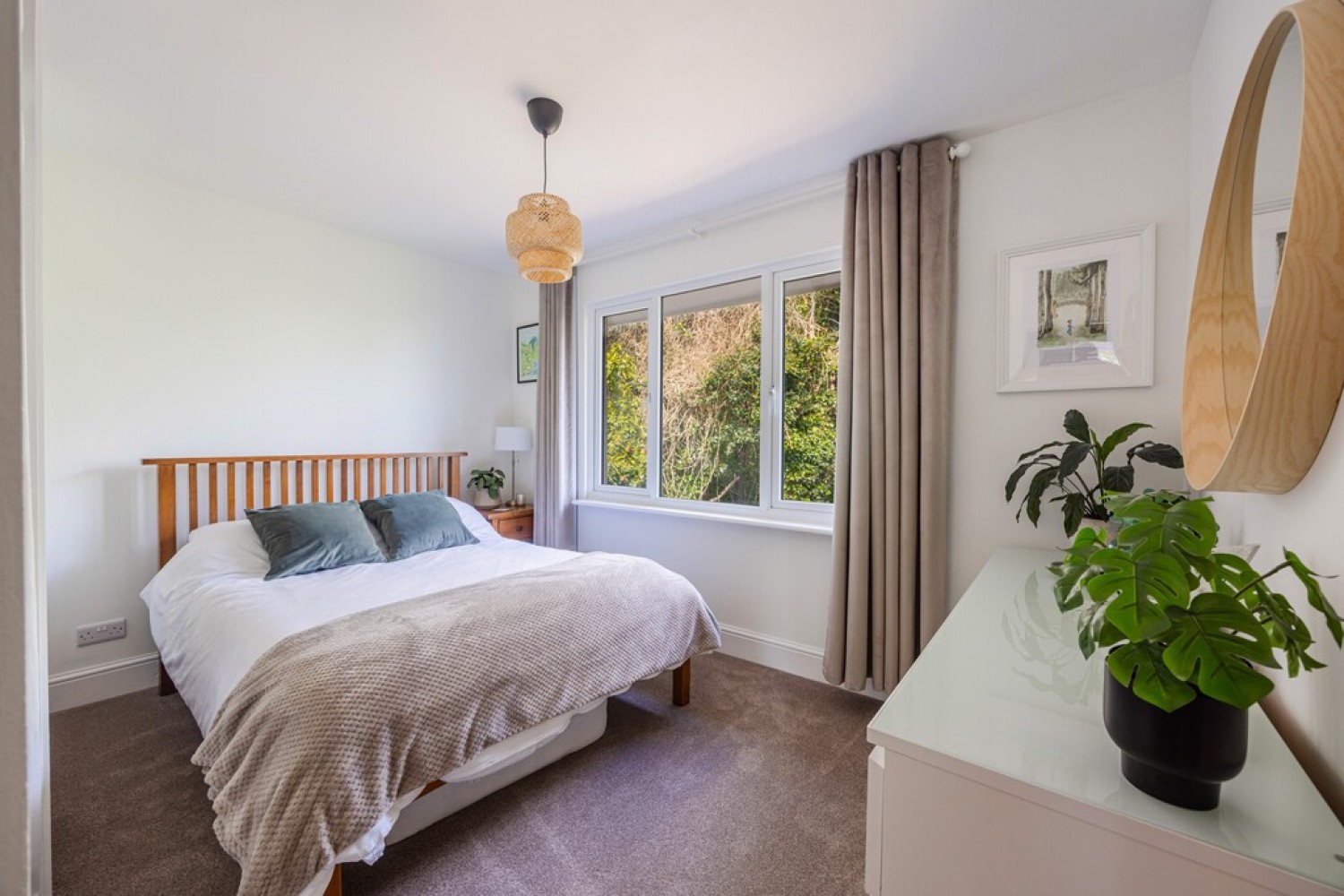 5 bedroom Bungalow for Sale Beech Avenue