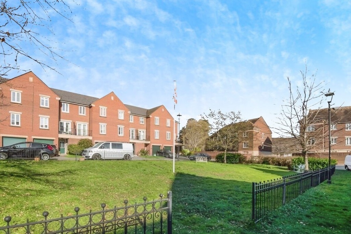 Gras Lawn, St Leonards