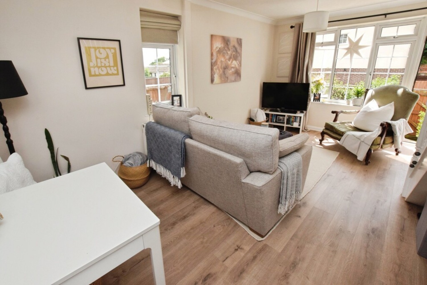 2 bedroom House for Sale Gloucester Road