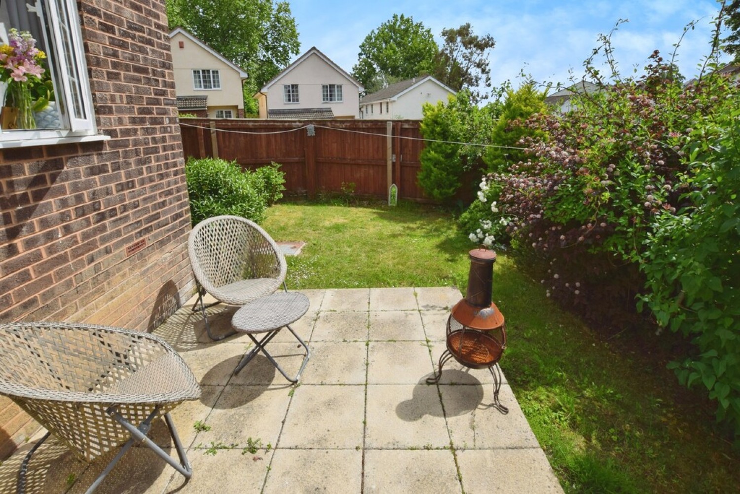 2 bedroom House for Sale Gloucester Road