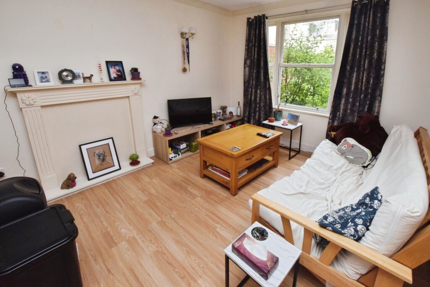 1 bedroom Flat for Sale Bartholomew Street East