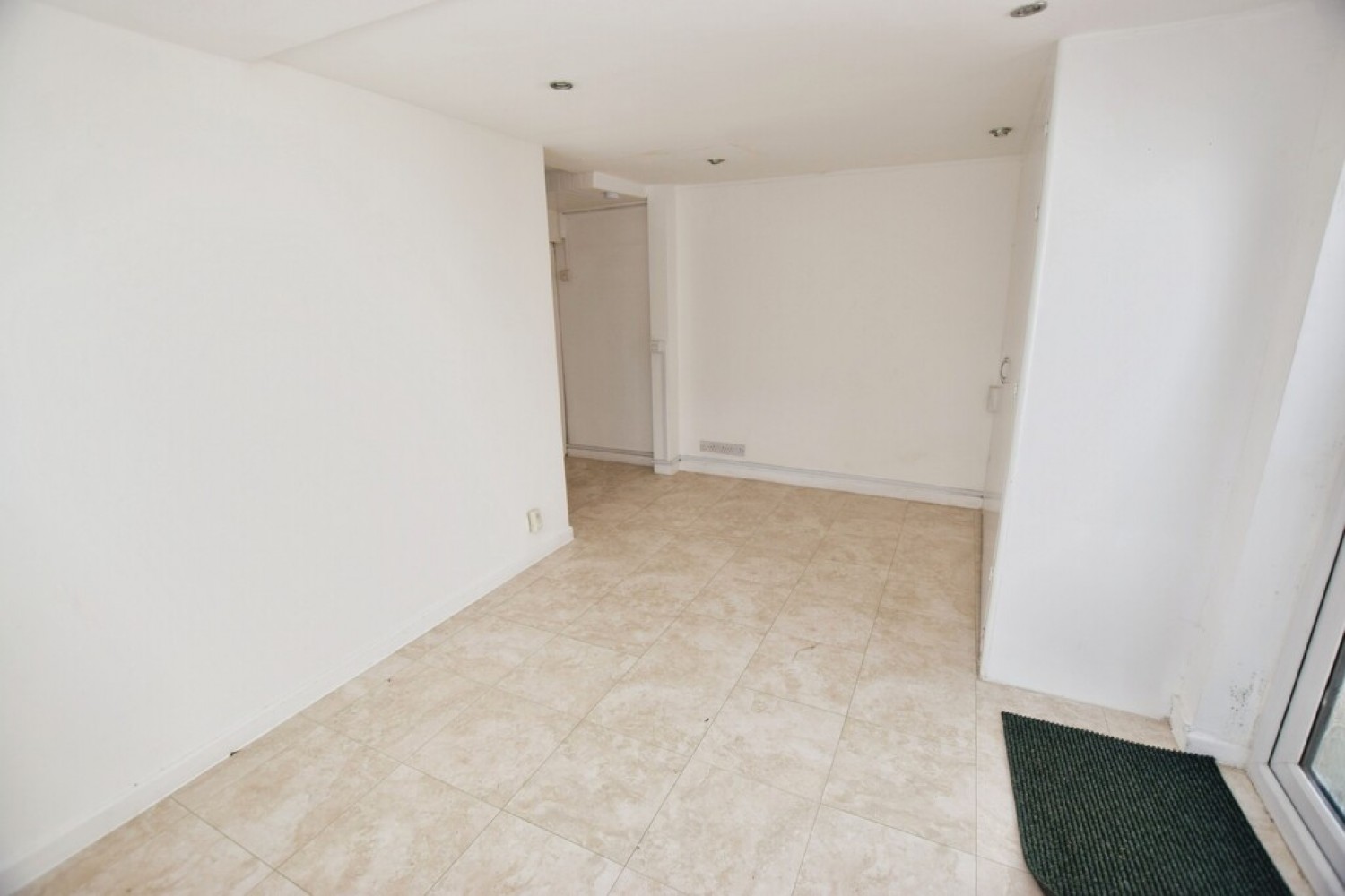 3 bedroom House for Sale Churchill Road