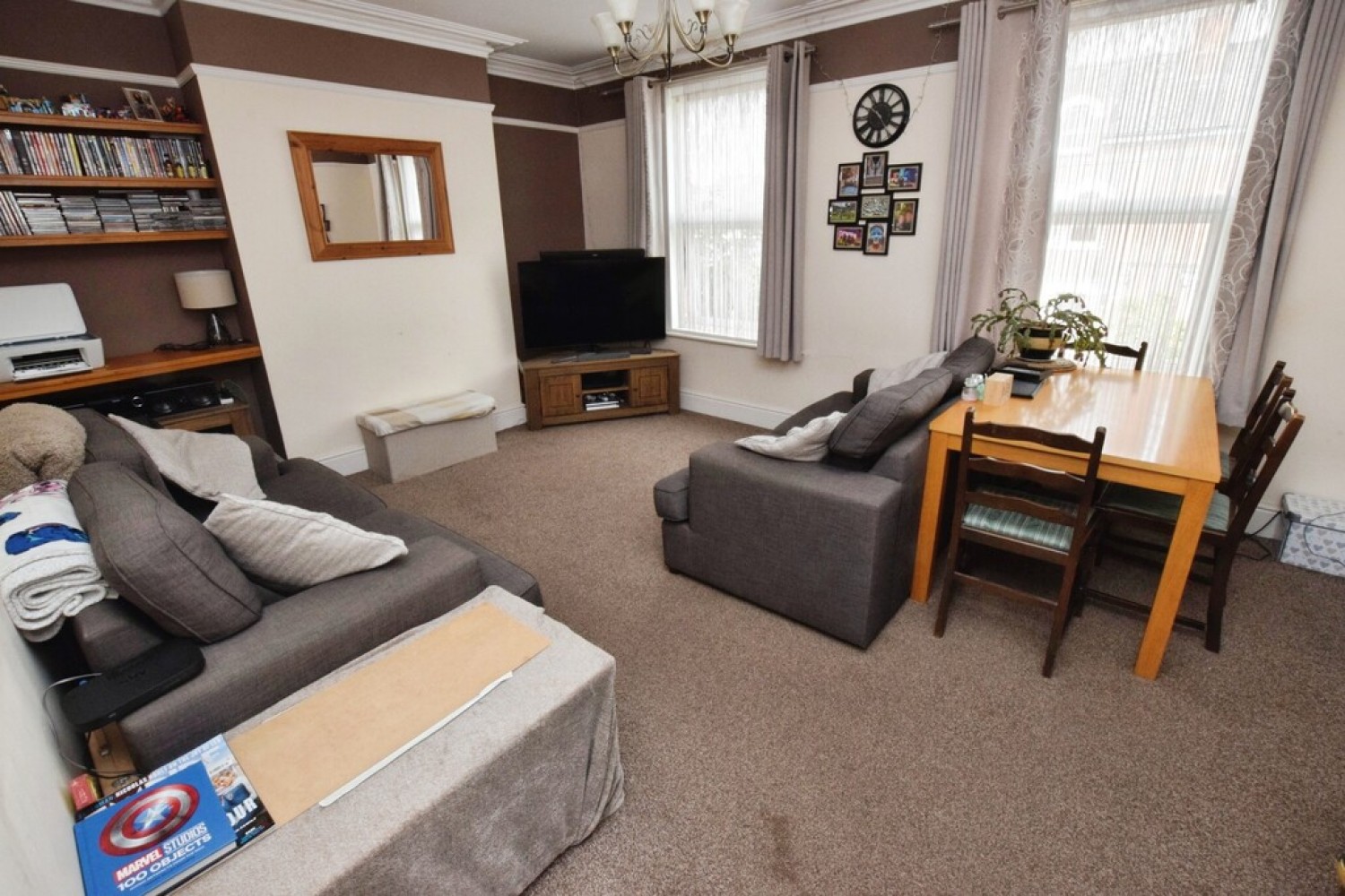 2 bedroom Flat for Sale Queens Road