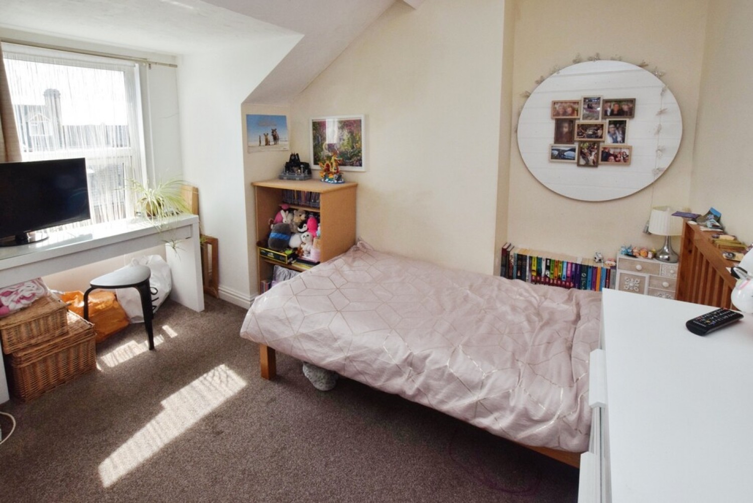 2 bedroom Flat for Sale Queens Road
