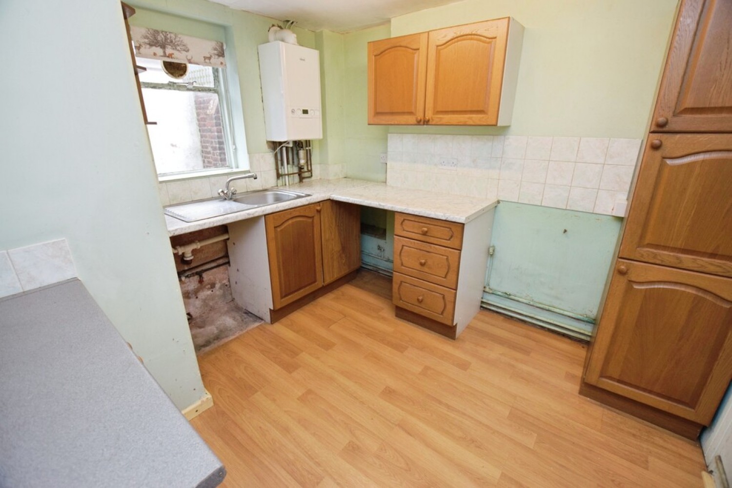 2 bedroom House for Sale Rosebery Road