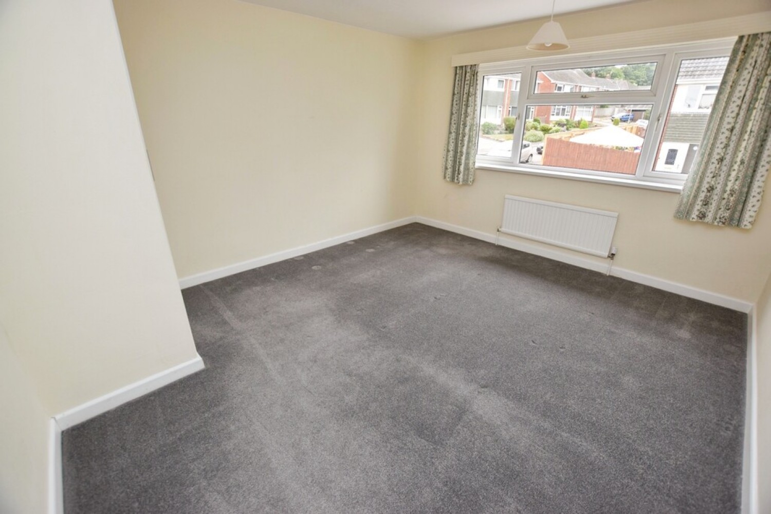 3 bedroom House for Sale Woodbury View