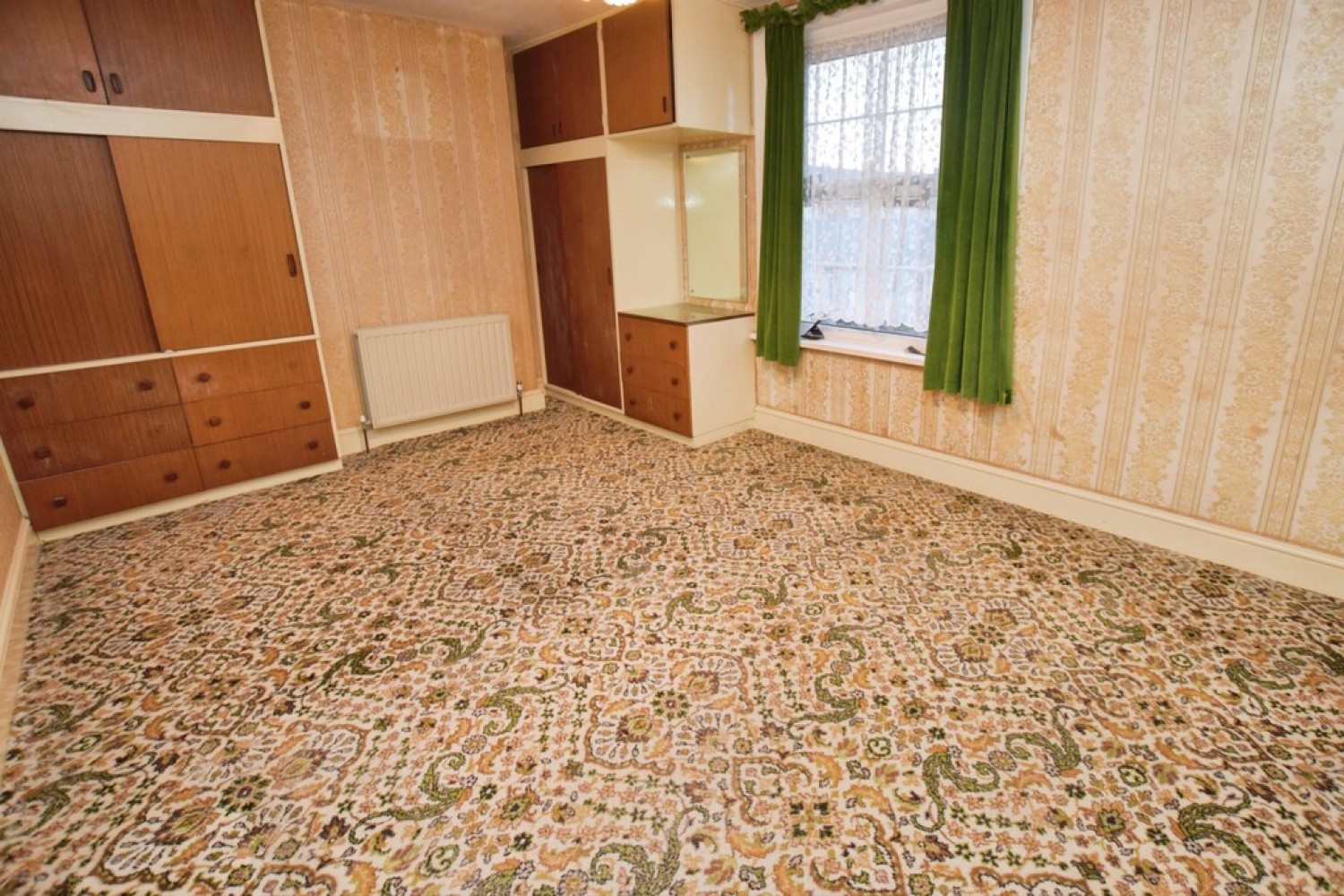 3 bedroom House for Sale Courtenay Terrace