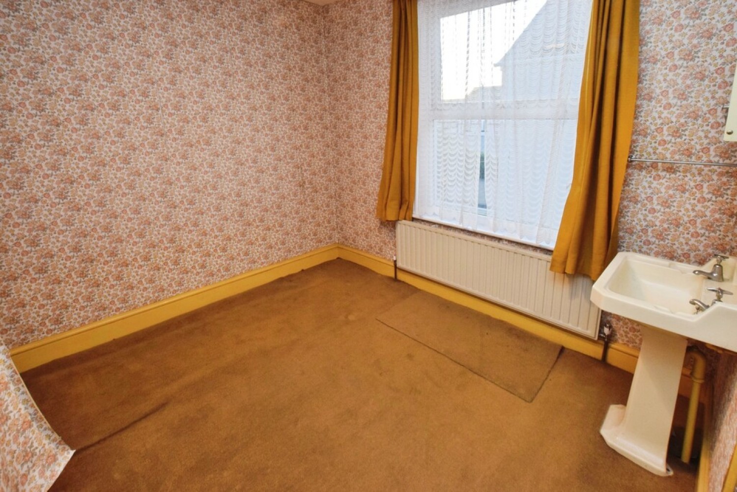 3 bedroom House for Sale Courtenay Terrace