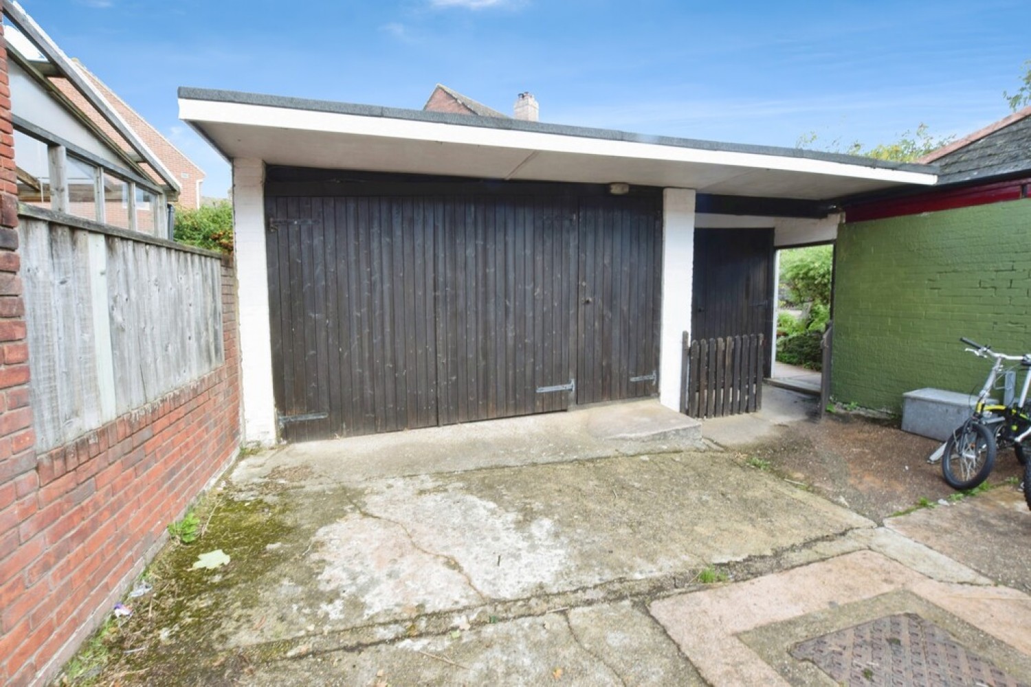 3 bedroom House for Sale Hanover Close