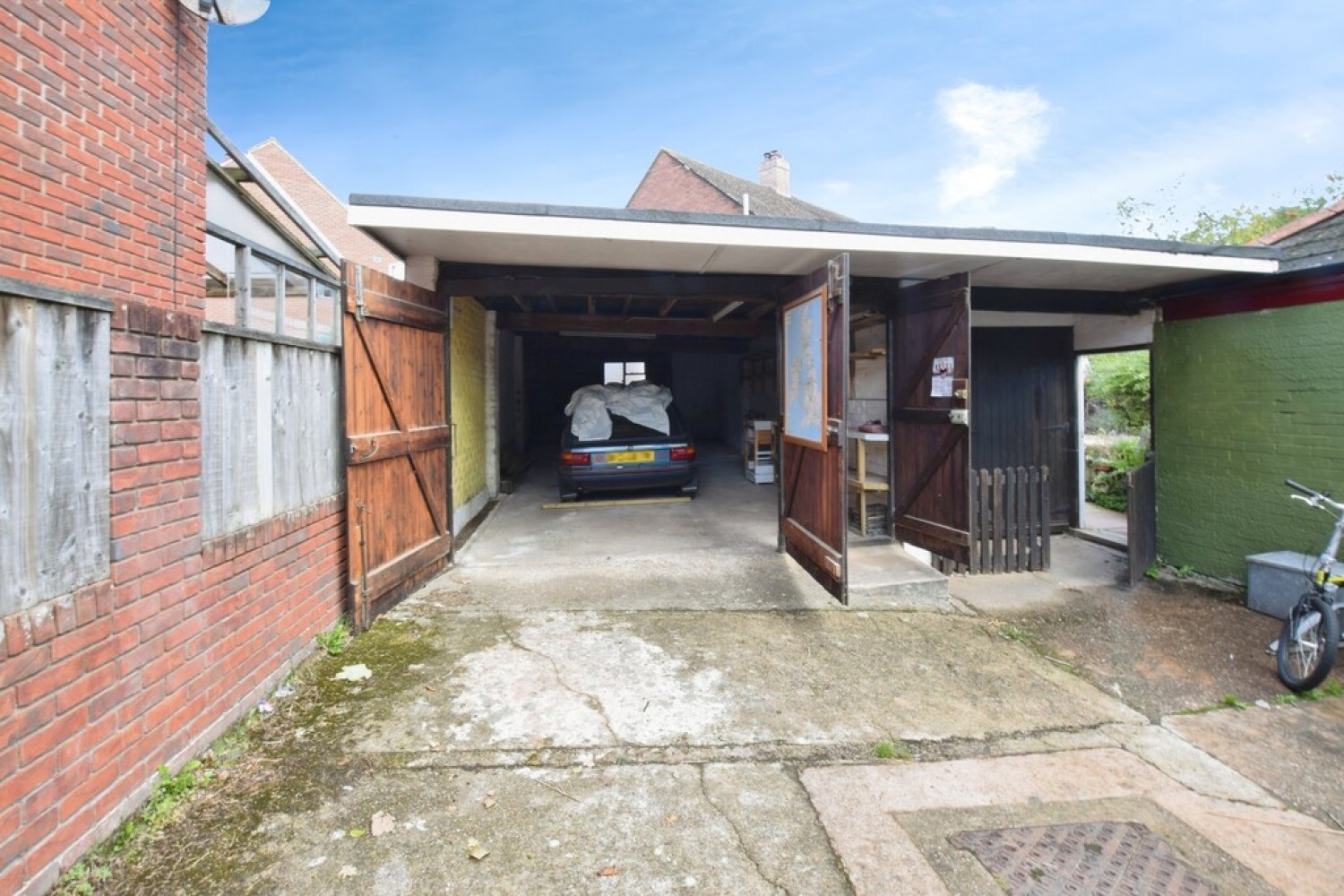 3 bedroom House for Sale Hanover Close