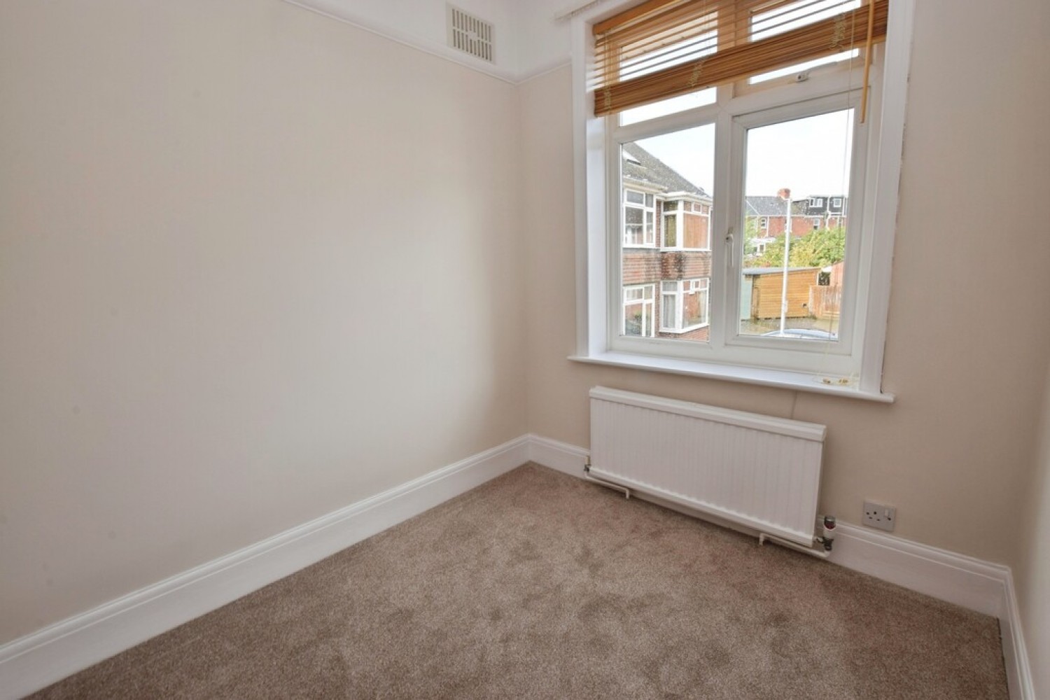 3 bedroom House for Sale Hanover Close