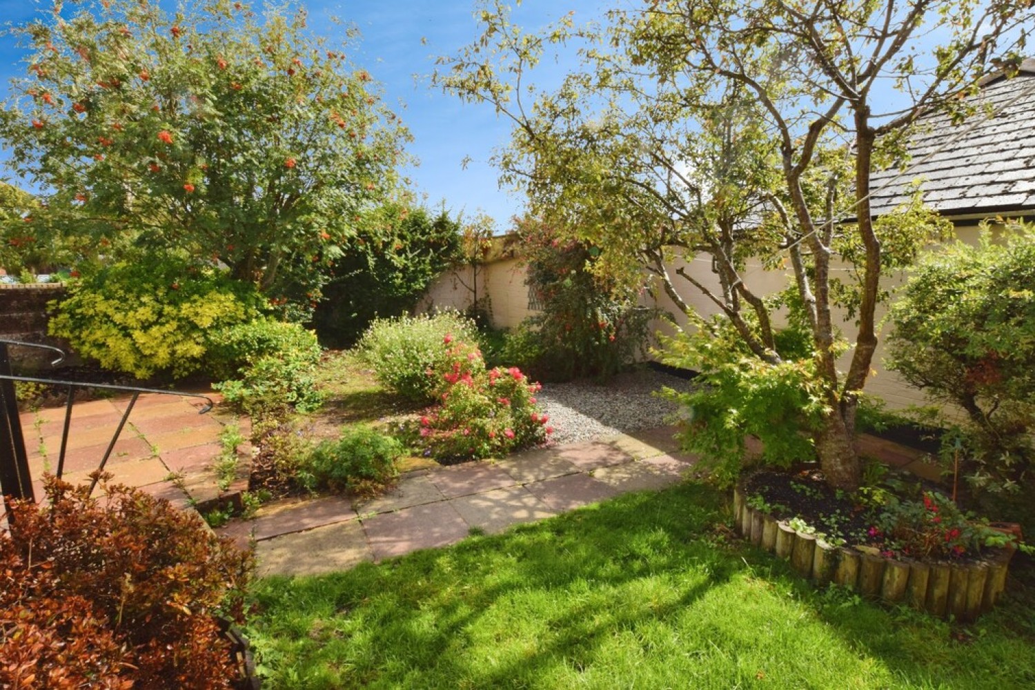 3 bedroom House for Sale Hanover Close