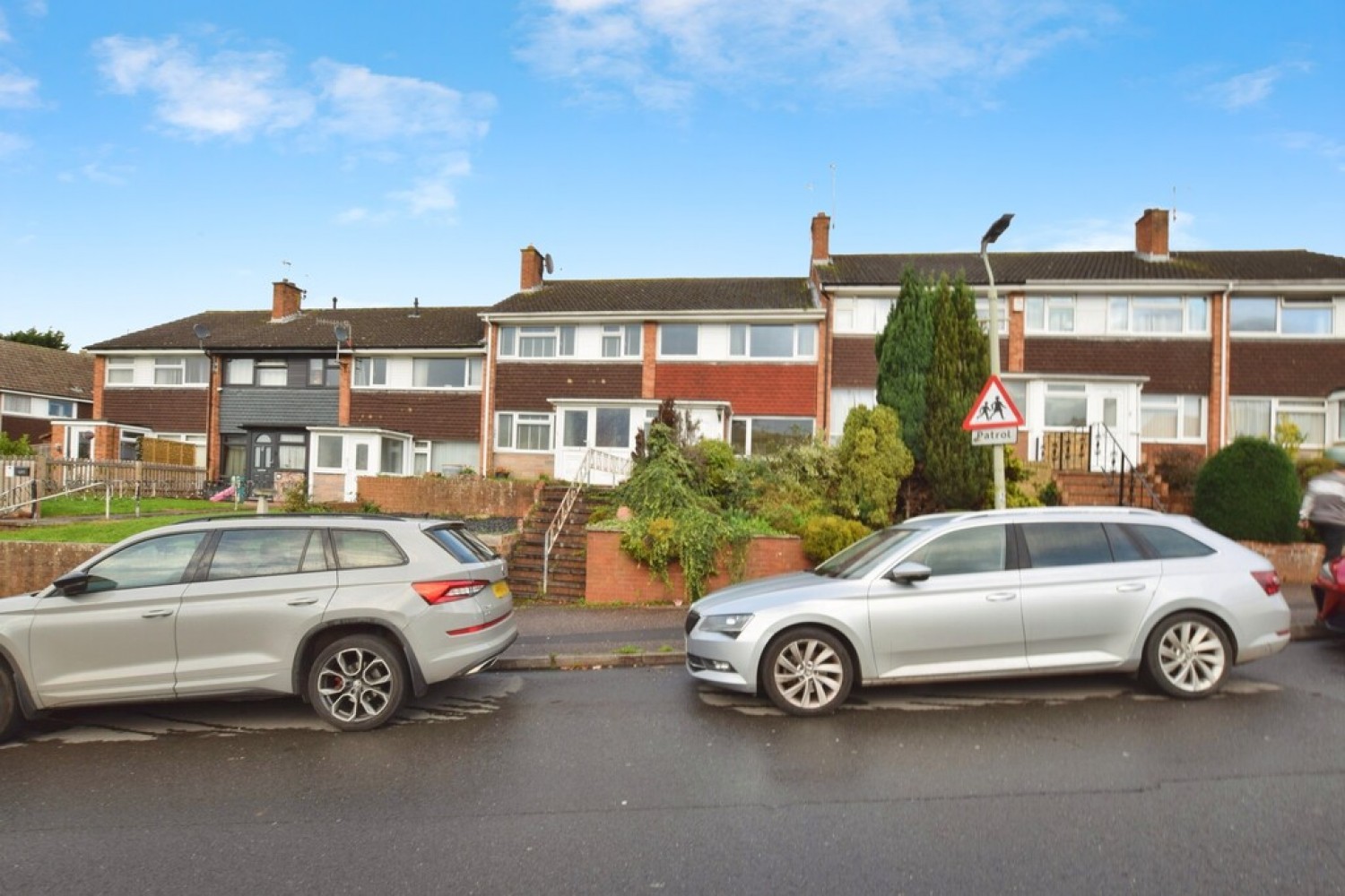 3 bedroom House for Sale Woodwater Lane