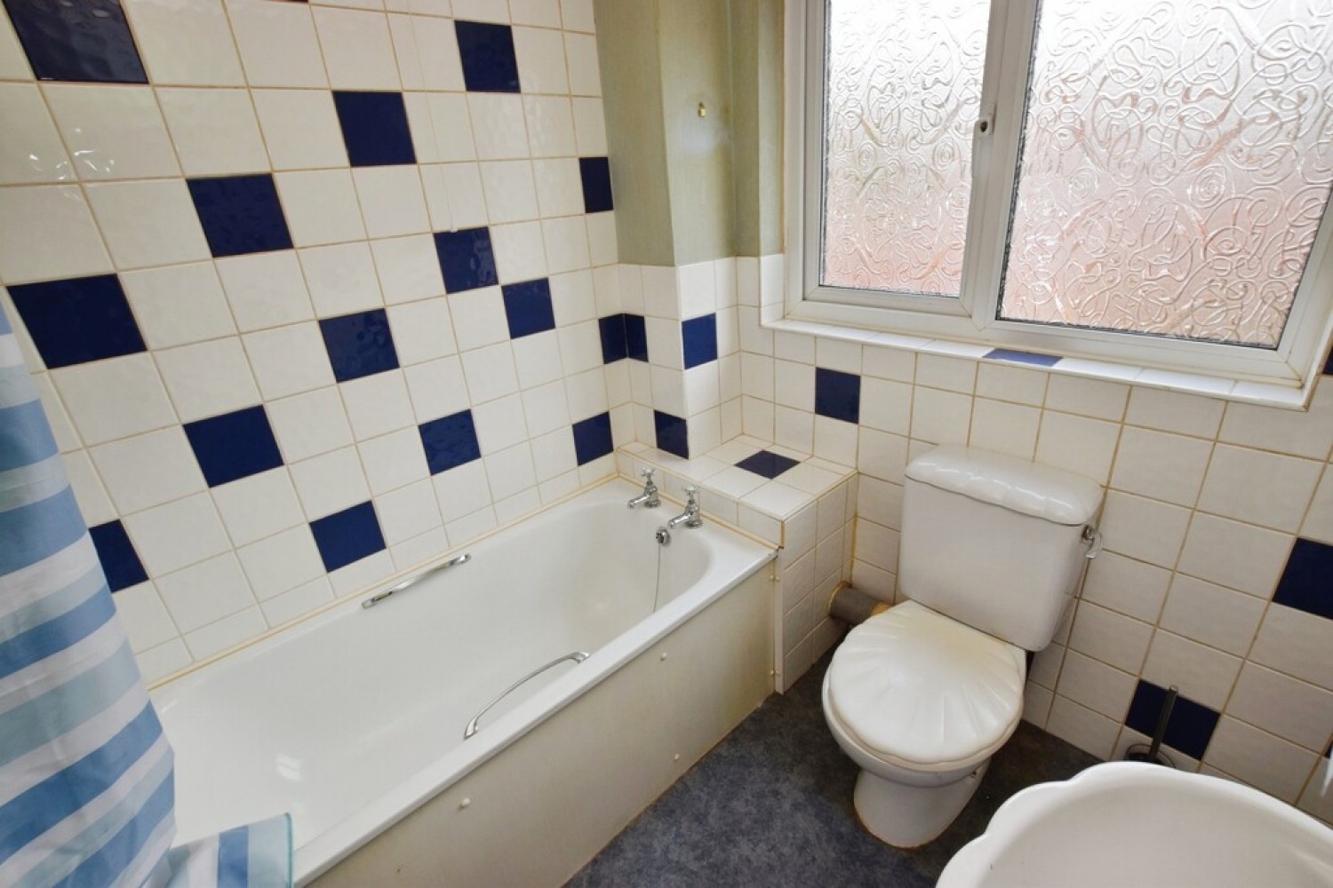 3 bedroom House for Sale Woodwater Lane